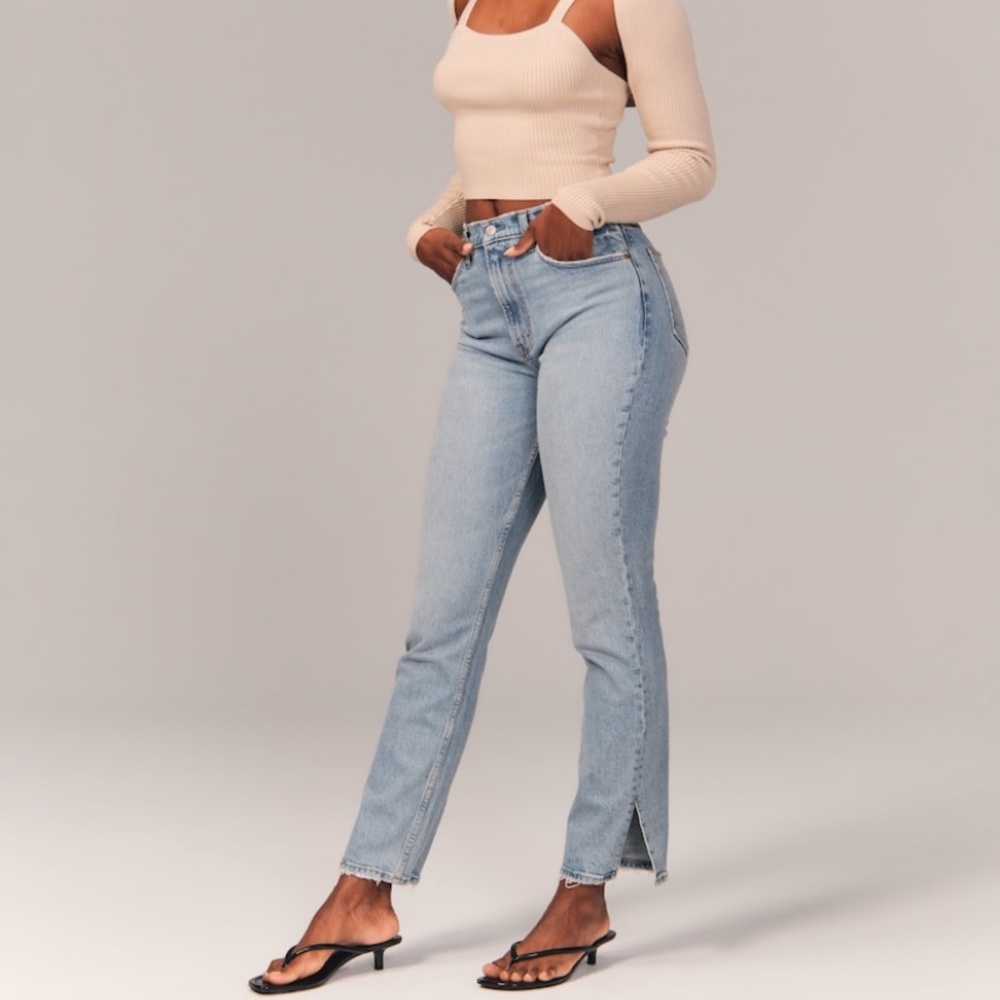 NWT Curve Love 90s Ultra High Rise Straight Jeans
